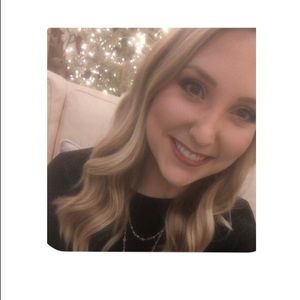 Meet your Posher, Jillian